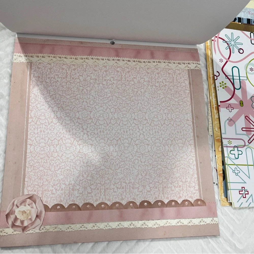 DCWV Die‎ Cuts with A View 12in x 12in cardstock Premium Paper Stack Lace Linen